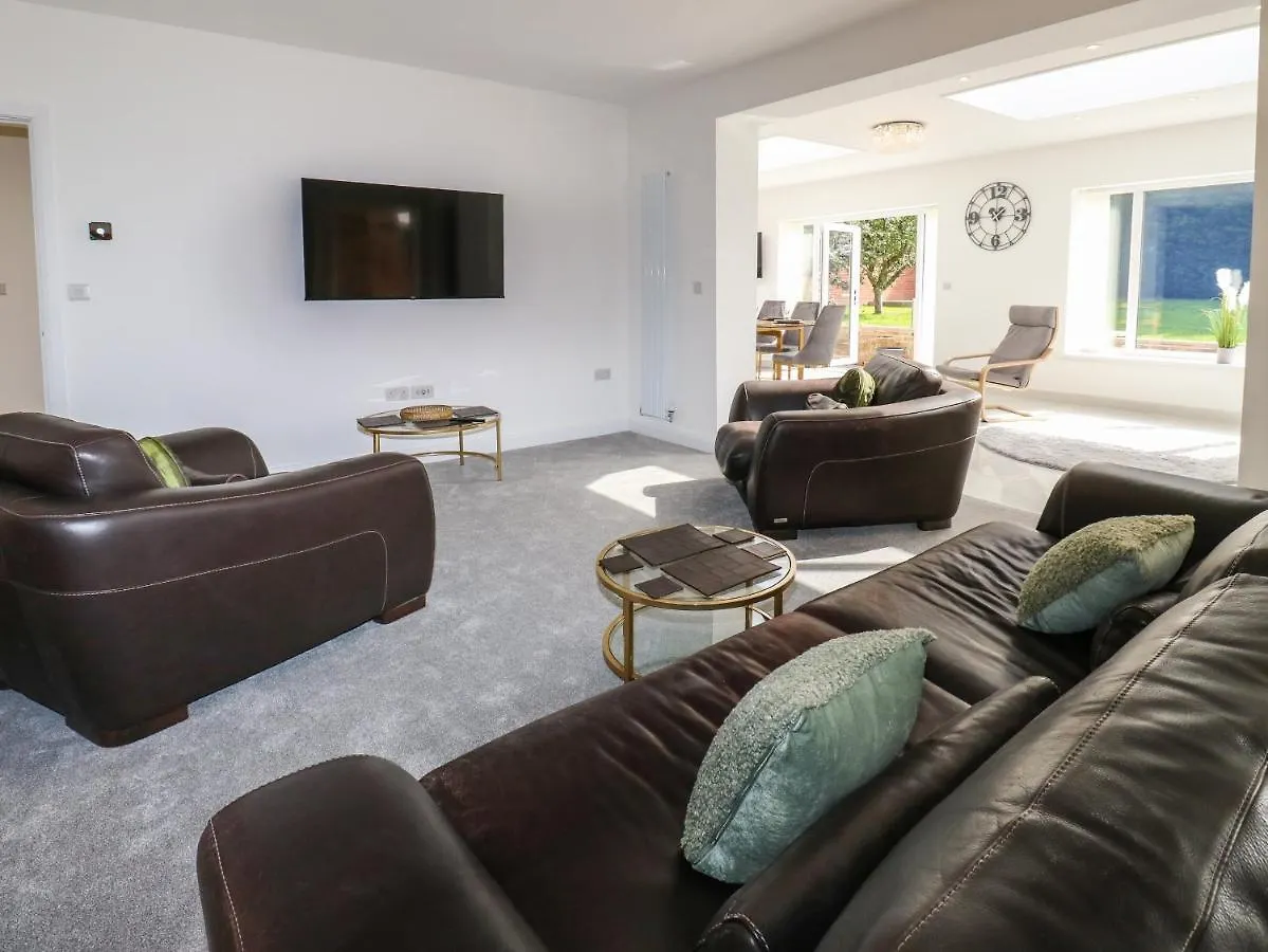 Copper Coin Villa Barnsley